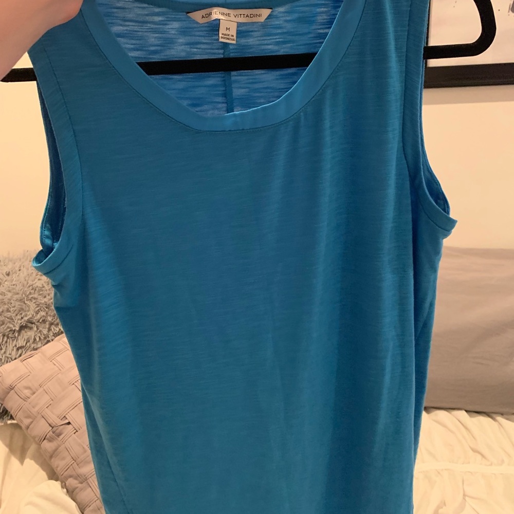 Adrienne Vittadini size medium shirt